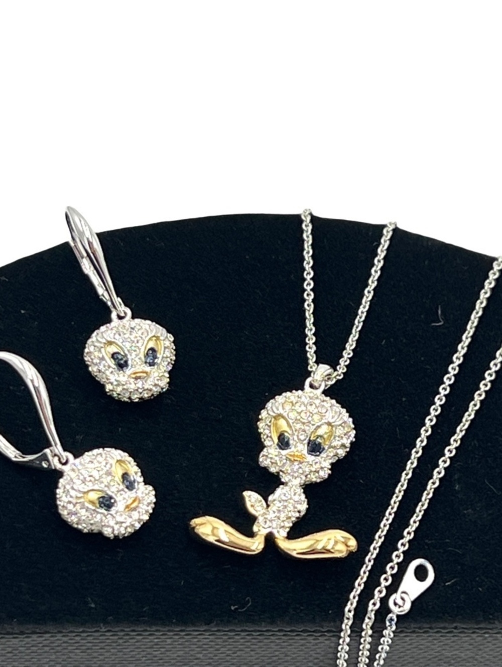 Danbury Mint Werner Bros Tweety Bird Necklace Earrings Set